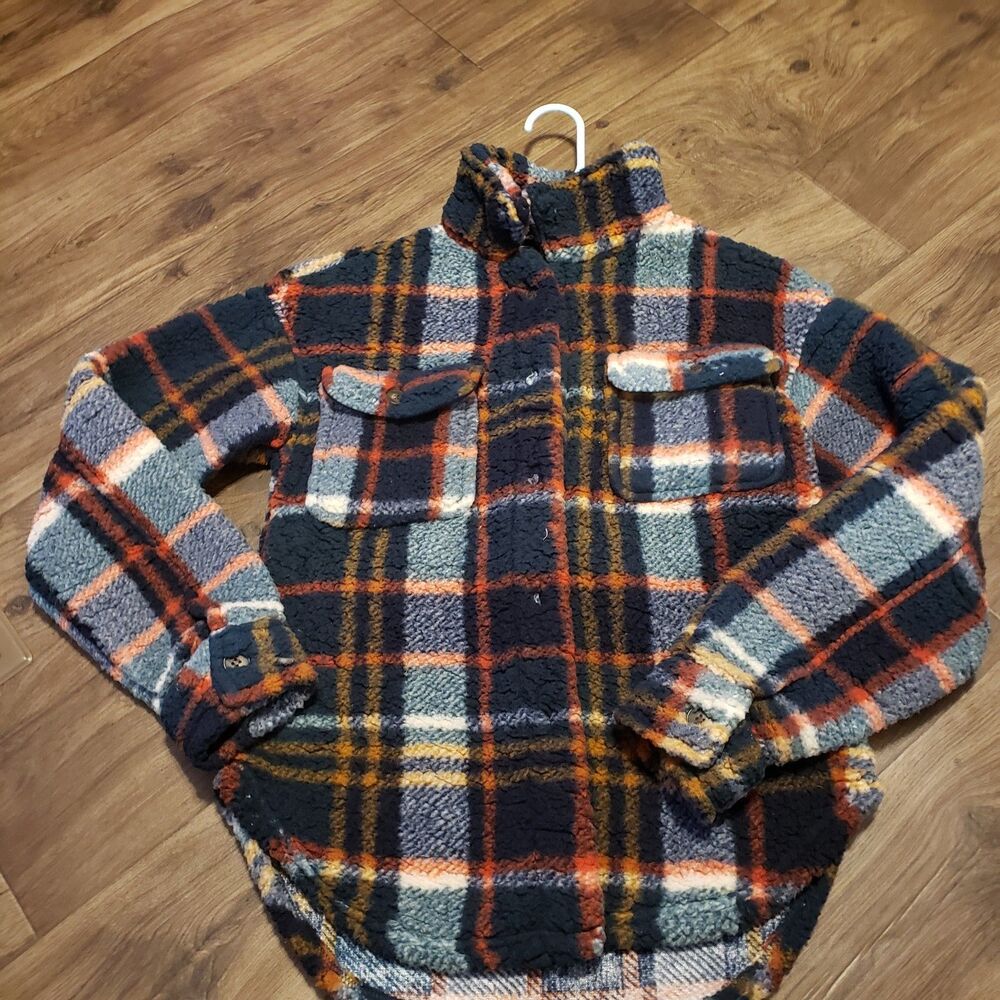 Almost Famous Fleece Fluffy  Button Down  Black Gray Red Women's Shirt Sz S